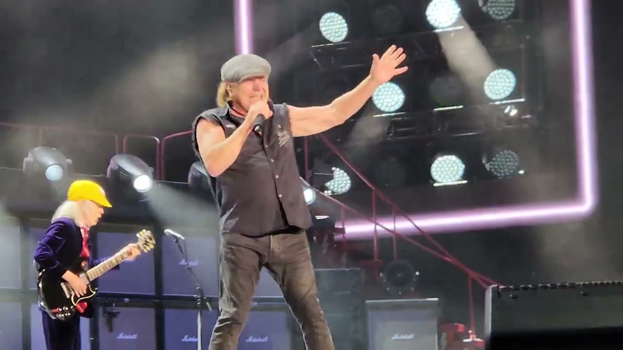 AC/DC - Back In Black live Sydney (21/11/2025)