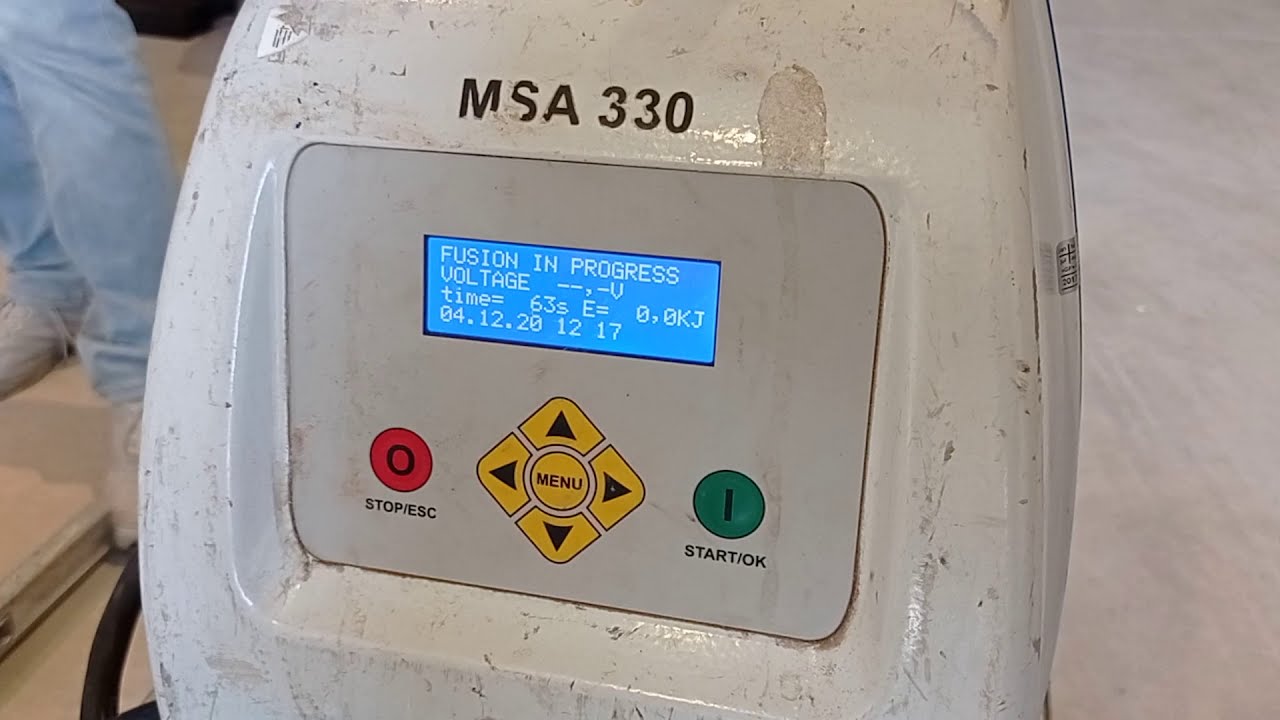 #تلحيم   بماكينة الصهر الكهربائي  Machine d'électrofusion de soudage de en  MSA330. +GF+