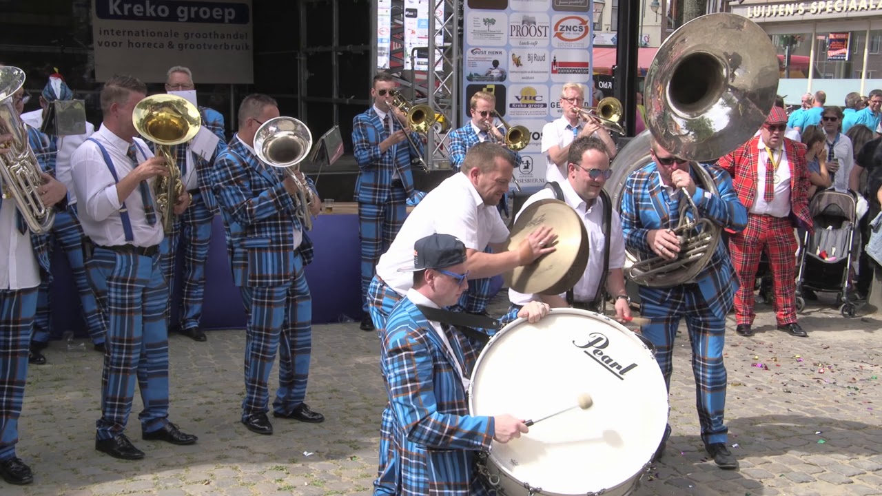 Bar Gebeure Dordrecht 17e Notenkrakers Zomerfestival Zevenbergen 24 juni 2018