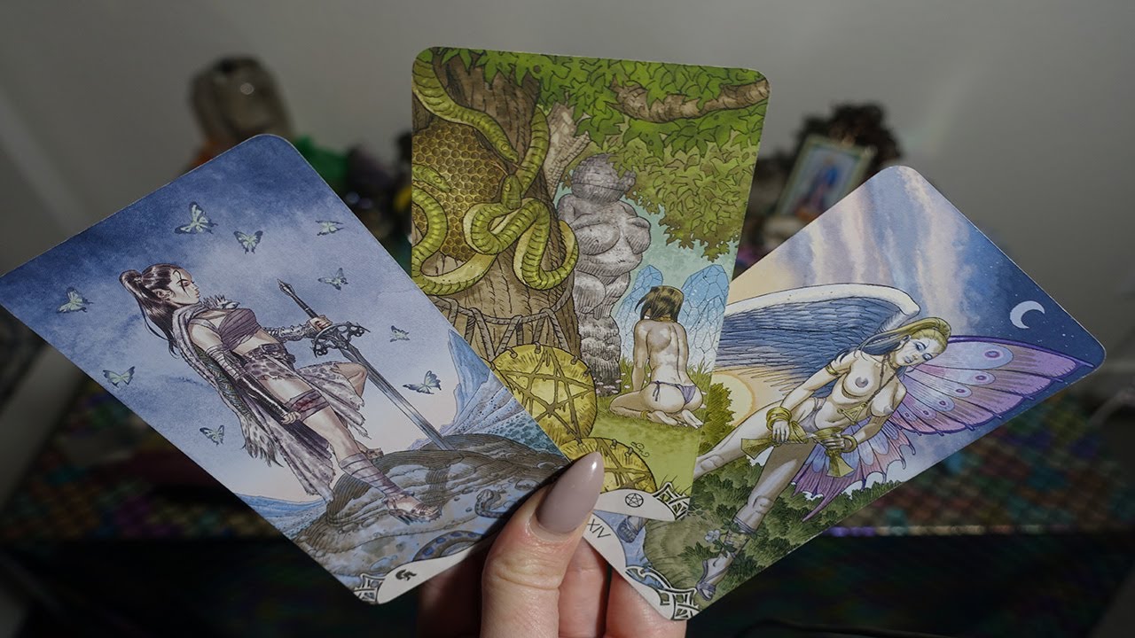 LEO: The Way They See It, It's Not Over.. December General Love Reading
