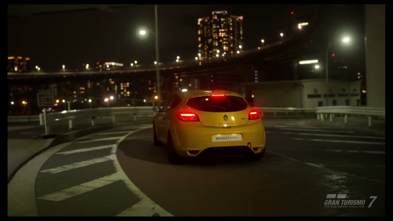 GRAN TURISMO Megane rs présentation