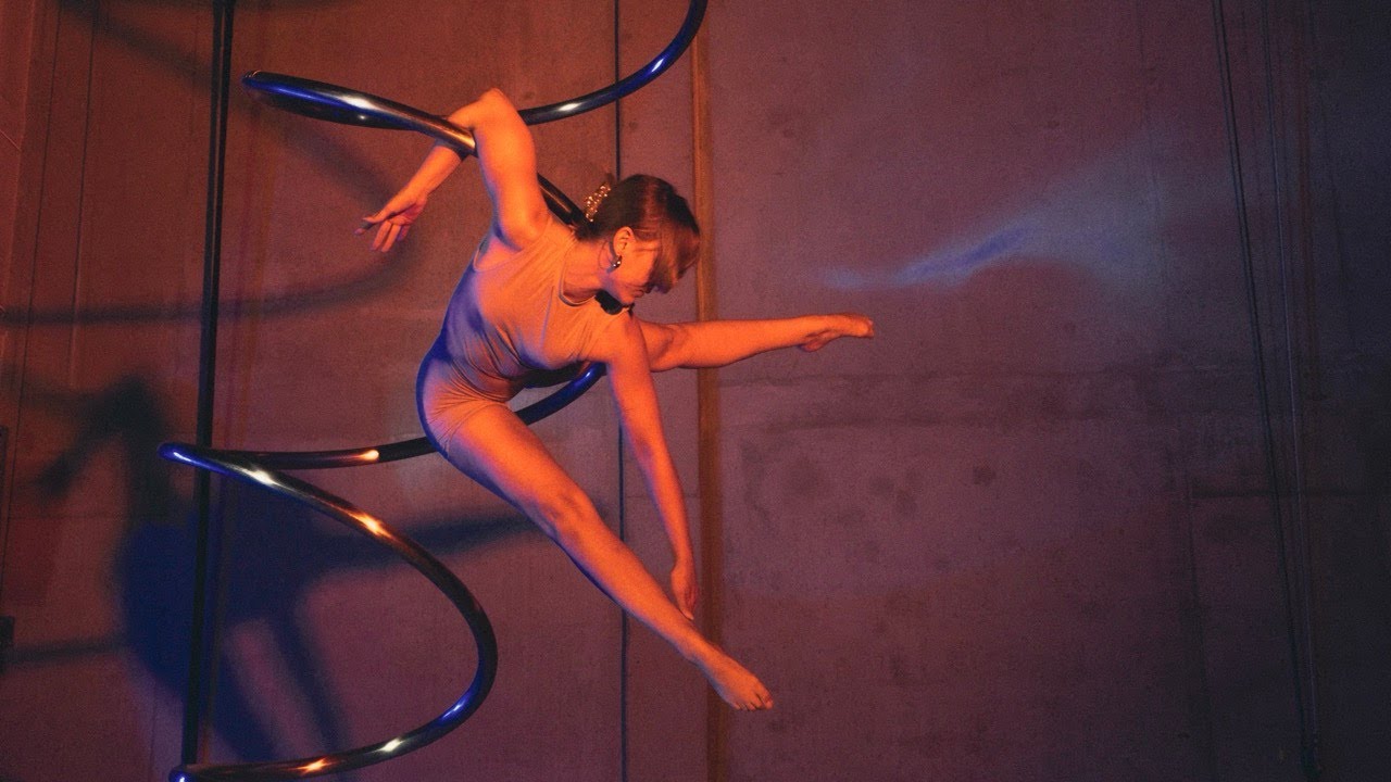 Aerial Spiral Act (full length) by Sina Brunner