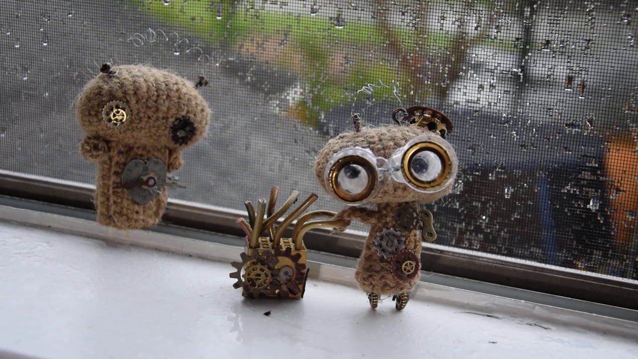 A minute of Rain sounds with Steampunk crocheted creatures - amigurumi