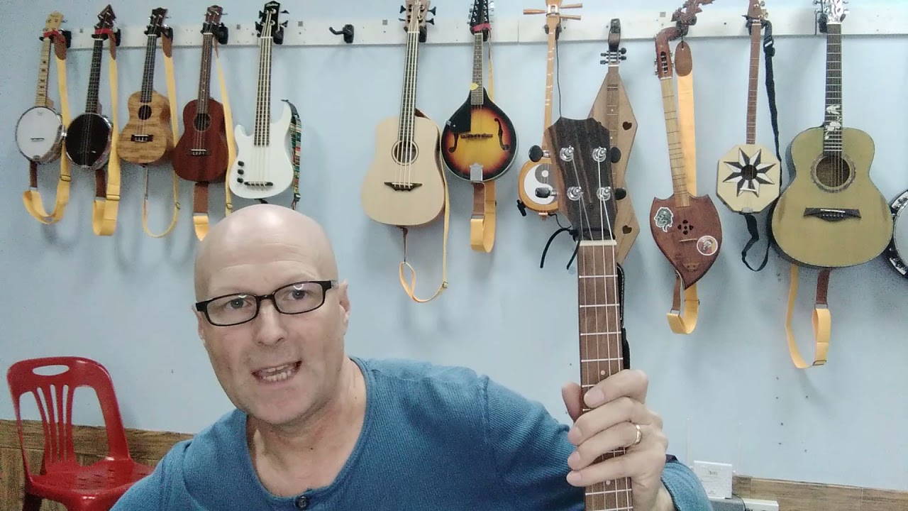 RoJoBe Music Baritone ukulele comparison Kmise vs  Batking