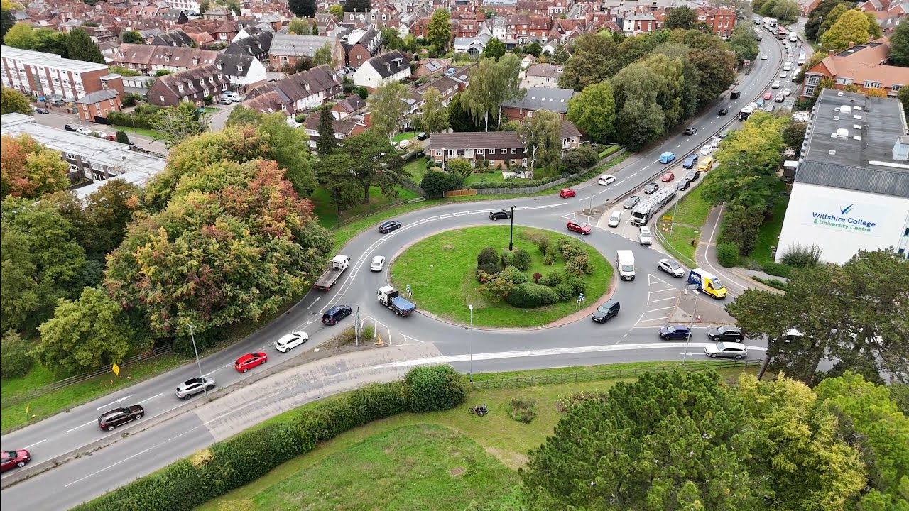 26.09.2025. 🇬🇧SALISBURY - COLLEGE ROUNDABOUT and Surrounding area. DRONE FOOTAGE 4K 60FPS 