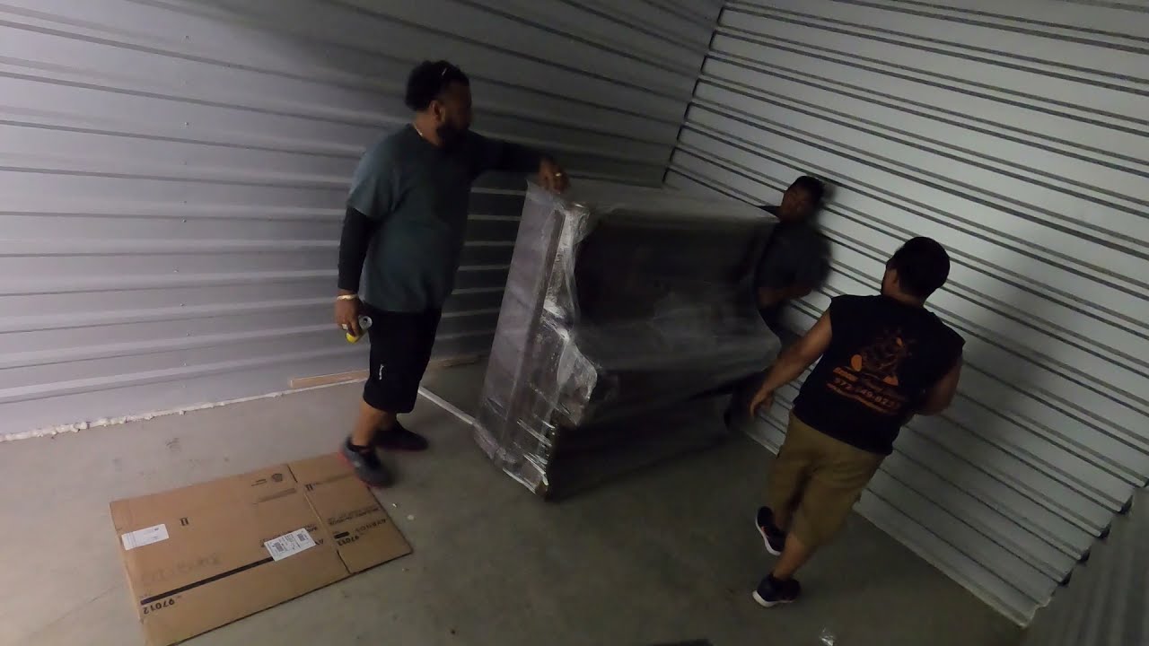 Best way to move an Upright Piano using a Piano dolly by Rescue Moving Services in Frisco,TX