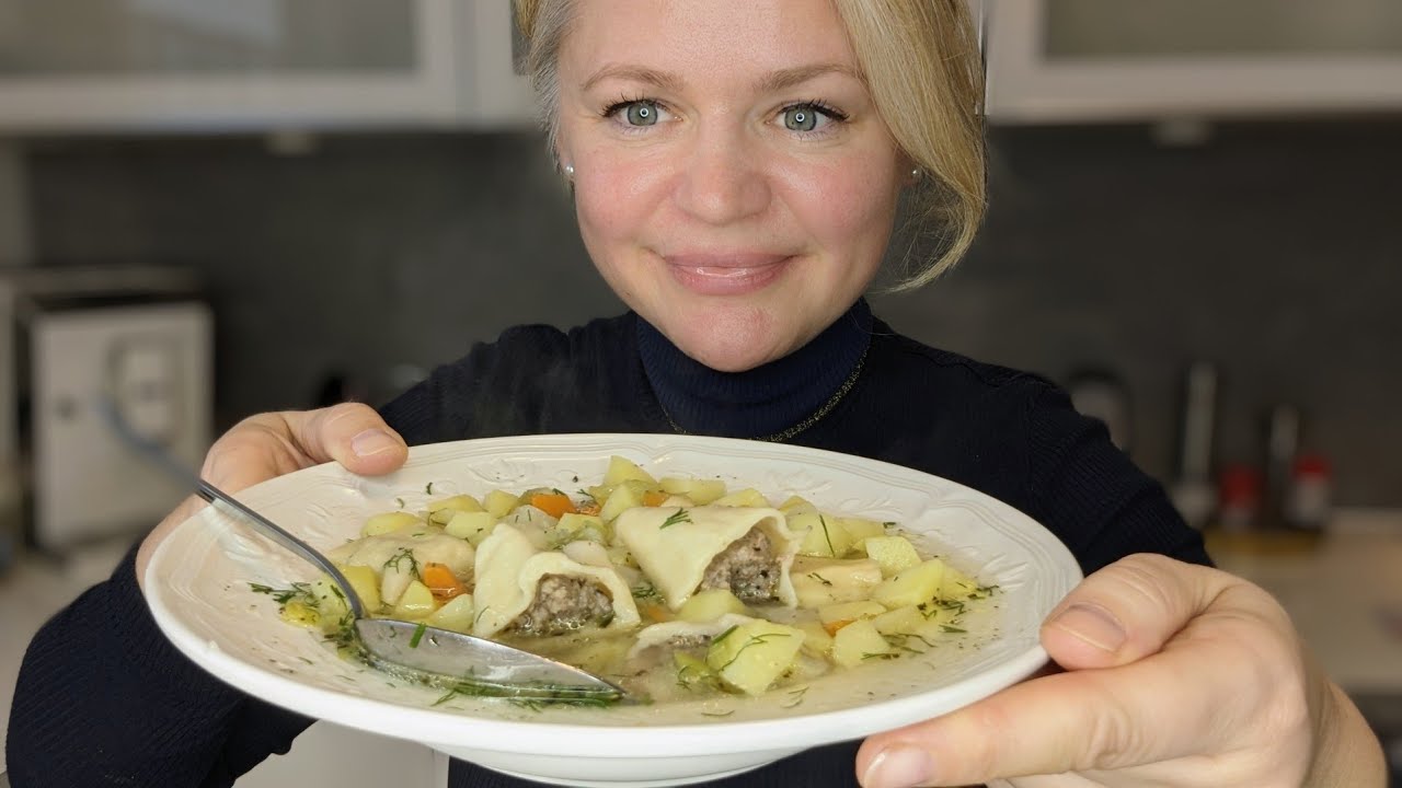 Beste Suppe die wir je gegessen haben! Mit Maultaschen und Gemüse! Verdammt lecker!