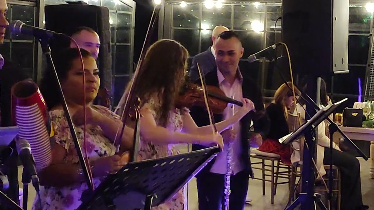 Julio el Gitano - Medellín Charanga - Violín solo Mónica Hurtado B