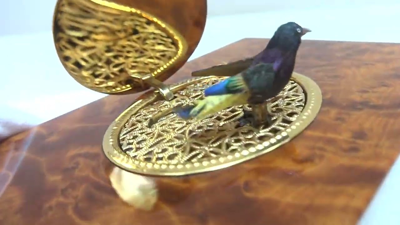 Автоматическая коробка для поющих птиц Reuge
