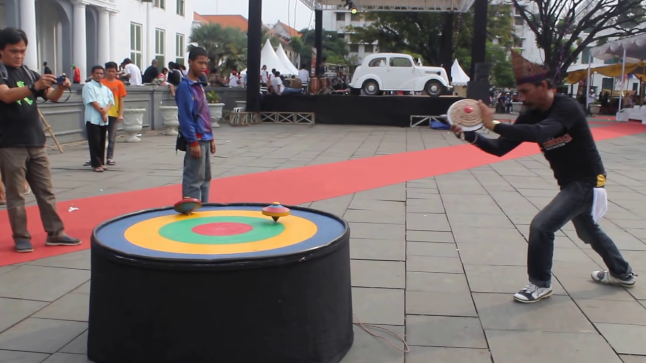 Gasing by Komunitas Gasing Indonesia