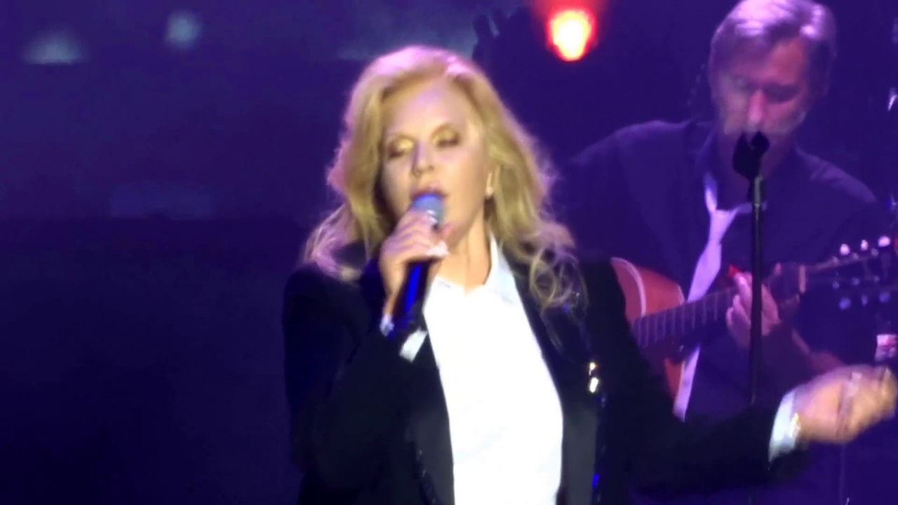 Sylvie Vartan Nicolas - Olympia 2017