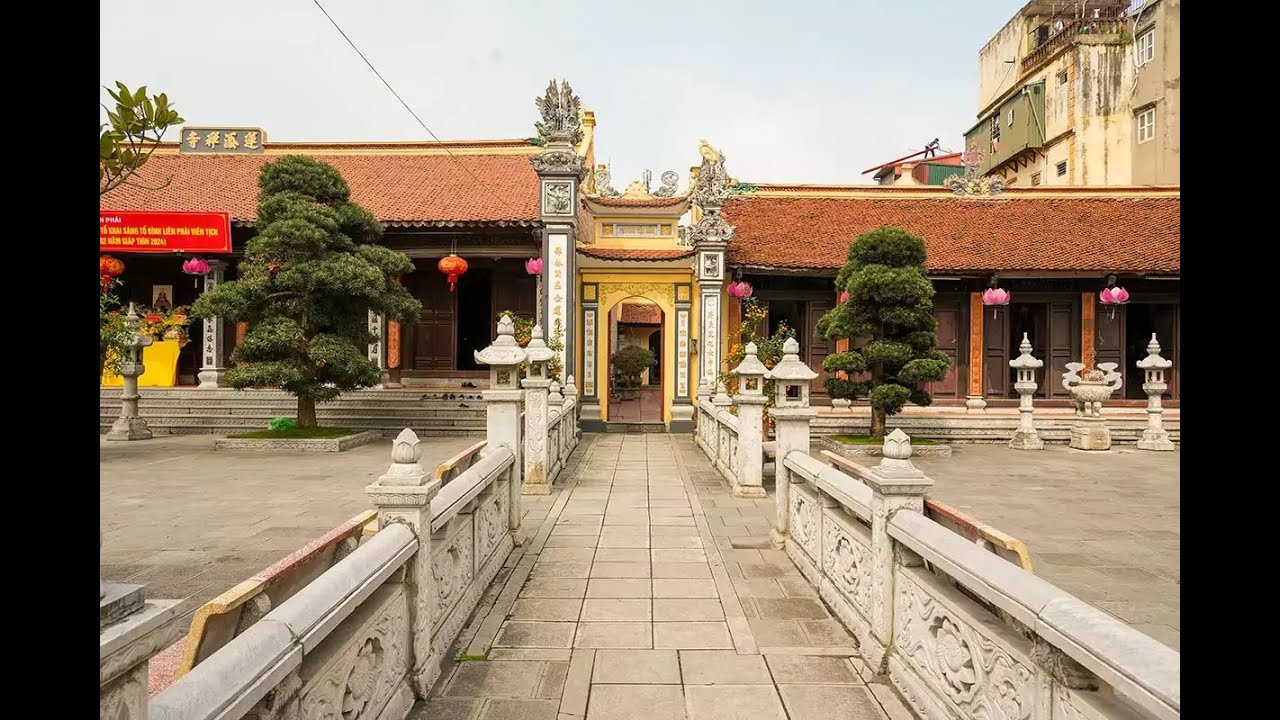 Chùa Liên Phái, ngôi chùa cổ 300 năm tuổi giữa lòng Hà Nội