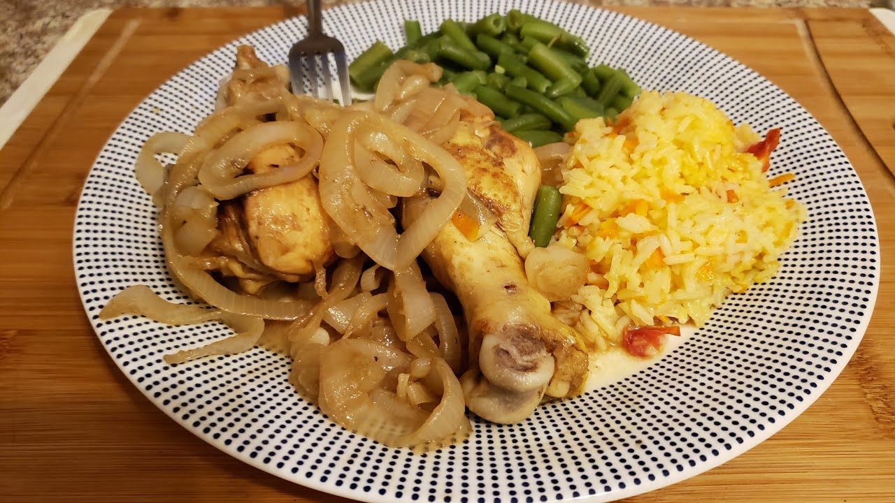 Piernas de pollo  encebollado
