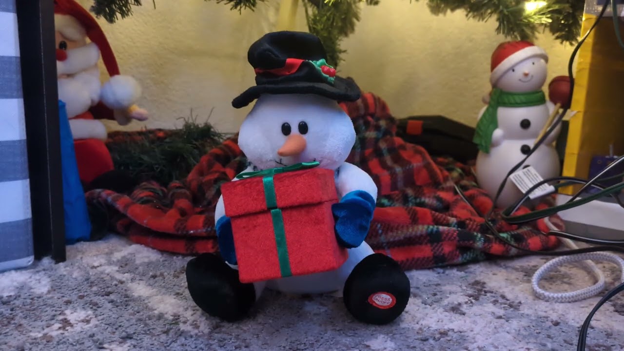 Gemmy giftbox buddies Snowman review!!!!!!