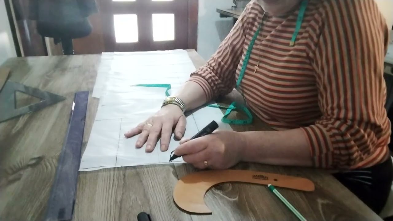 Πώς θα φτιάξουμε πατρόν, για παλτό βήμα -βημα, πρώτο μάθημα.