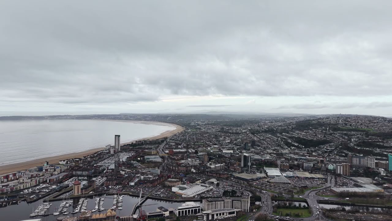 *DRONE FOOTAGE*  Swansea from Kilvey Hill
