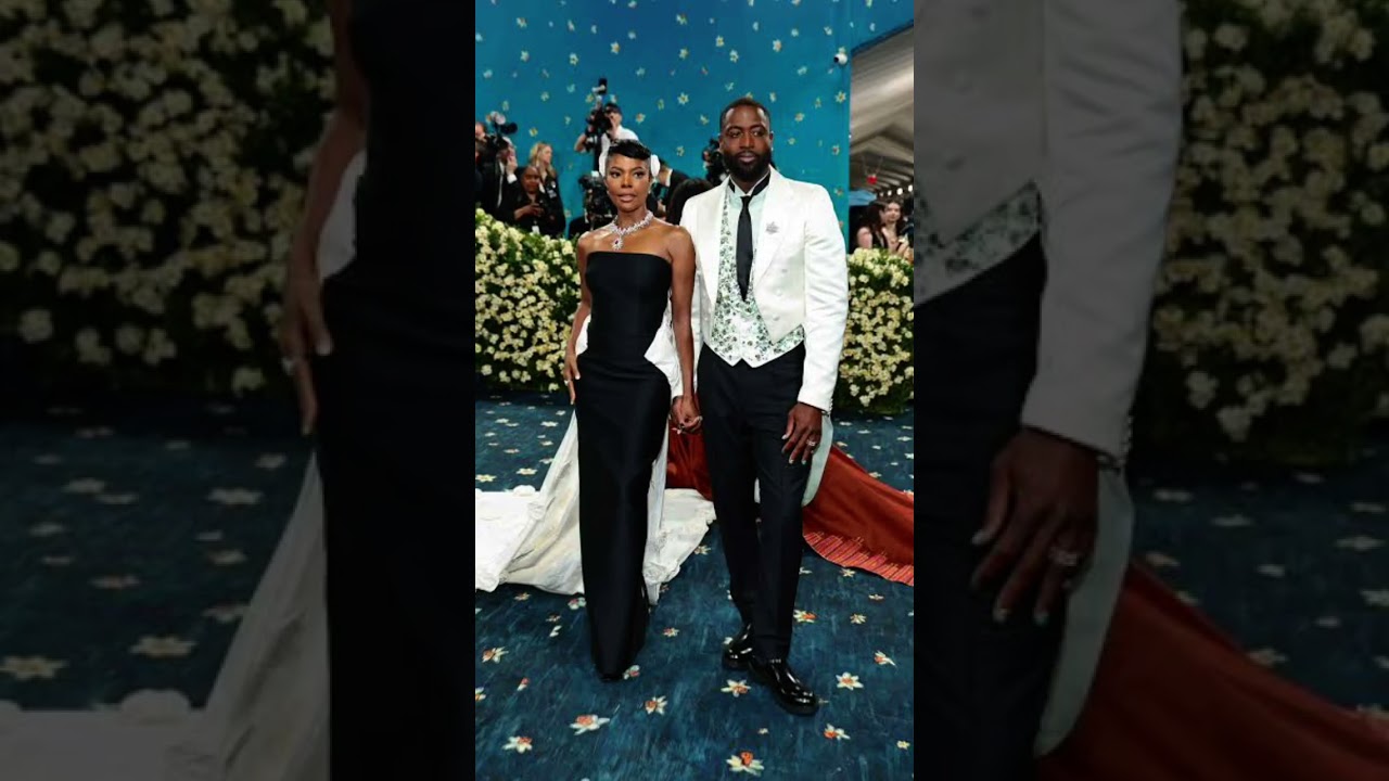 "Superfine Tailoring Black Style" theme at MET GALA, "Tailored for you" Dress Code for the day.