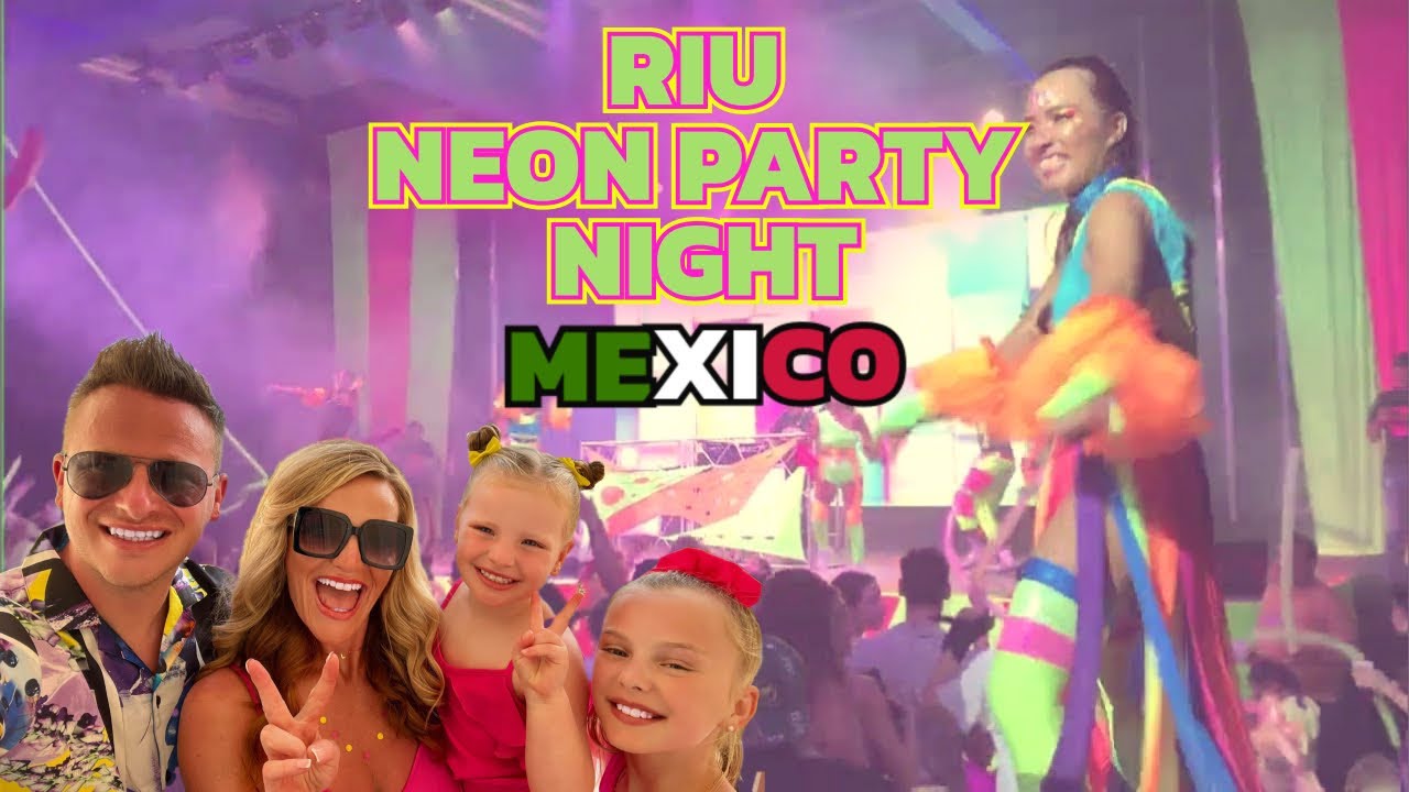 Day on the Beach | Pina Colada’s by the Pool | Riu Neon Party at Night | Day 4 Mexico 23