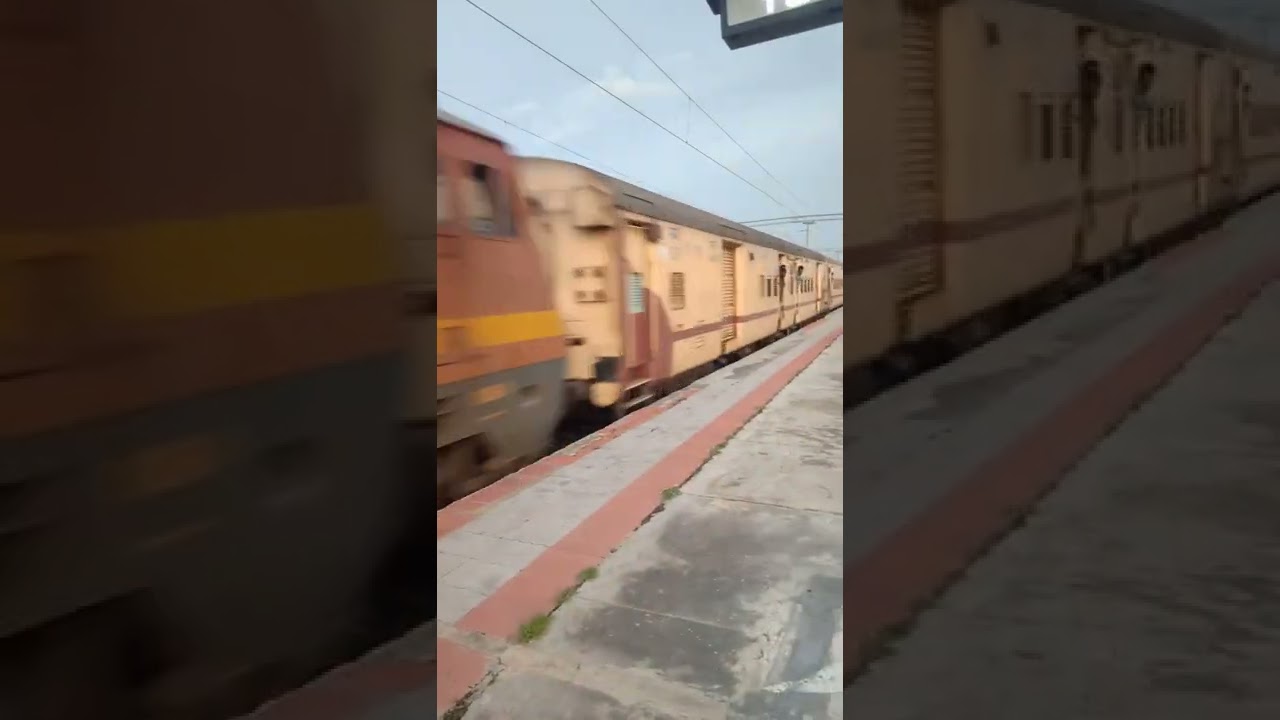 Channai Exp To Mumbai Maharashtra  Railway .. at Yadgir Railway Station ####shorts