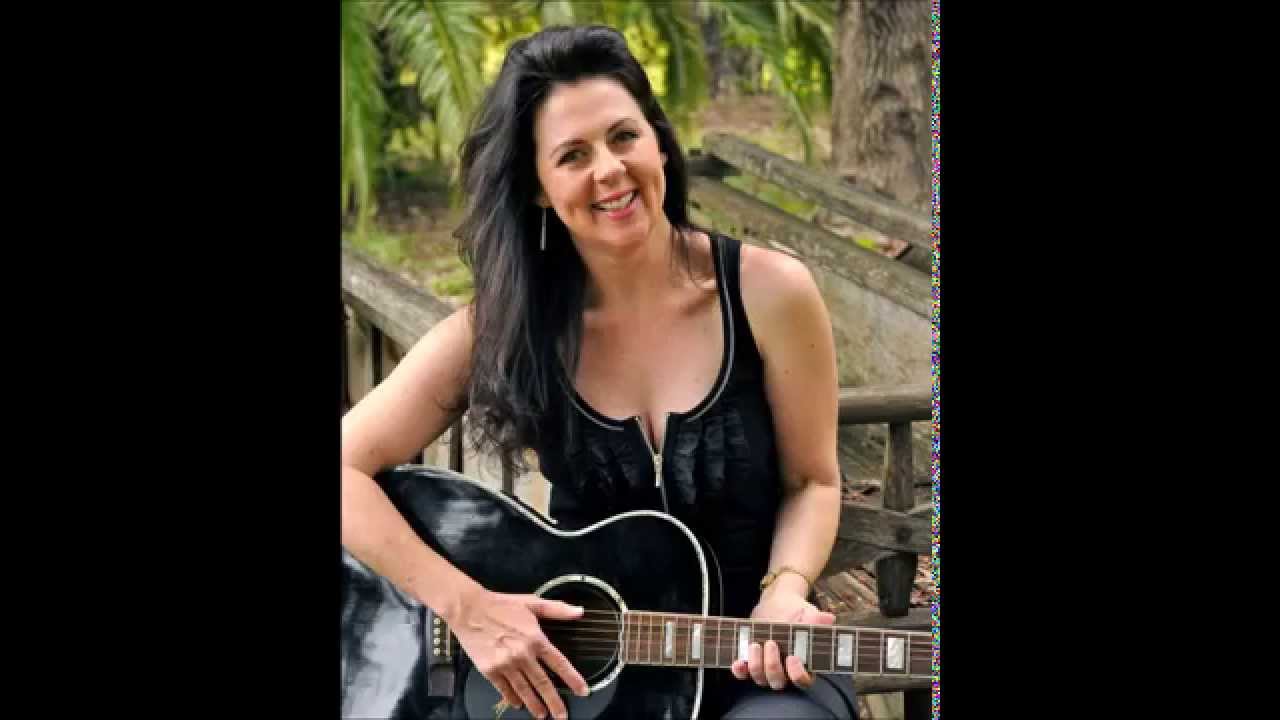 True Country  ,,,,Tania Kernaghan