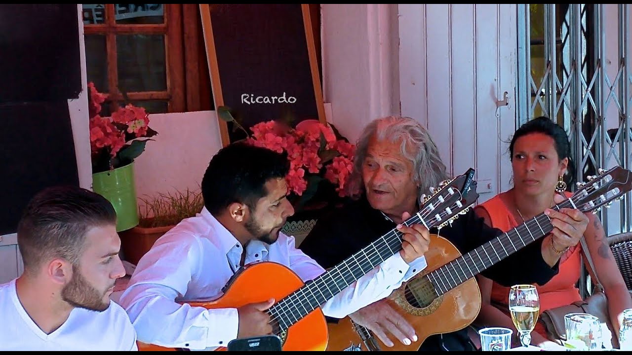 PÉLERINAGE SAINTES-MARIES-DE-LA-MER 2016 : Ricardo Bissière Baliardo + Barefoot girl