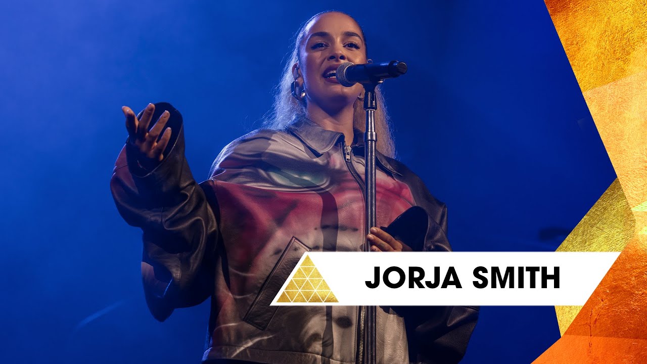 Jorja Smith - Crush (feat. AJ Tracey) (Glastonbury 2025)