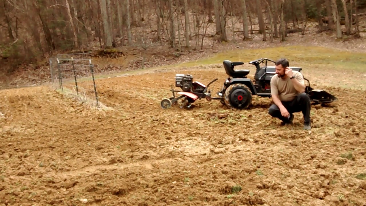 A Pull Behind Tiller Review Part 2 : Demonstration And Use.