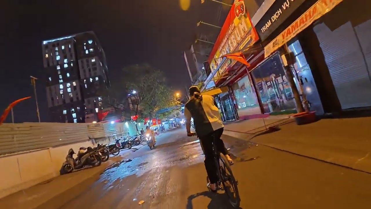 Đạp xe cuối năm 1
