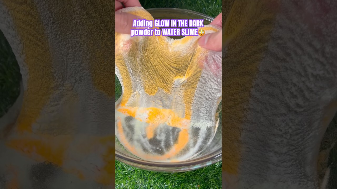 Adding GLOW IN THE DARK powder to WATER SLIME😳 #slime #satisfying