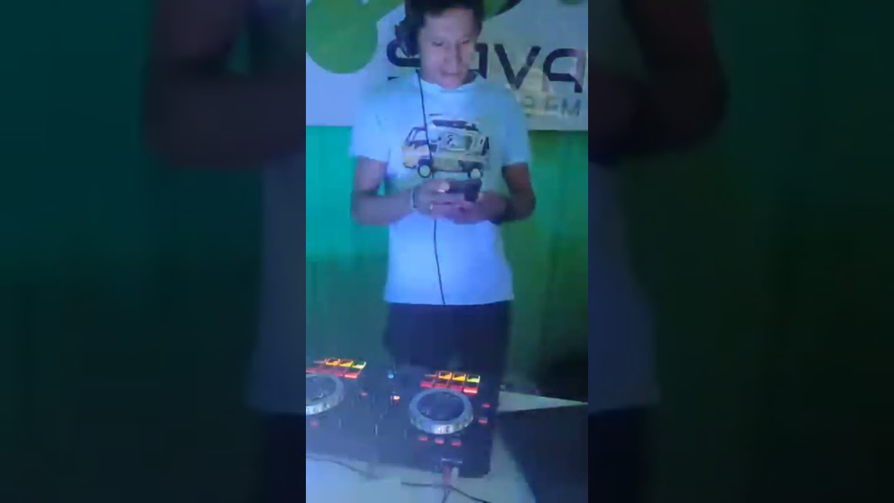 SET FREESTYLE STOMP BY DJ ADILSON LOPES NO PROGRAMA SOM NA Caixa NA RÁDIO SAVA FM 107,9 SP.