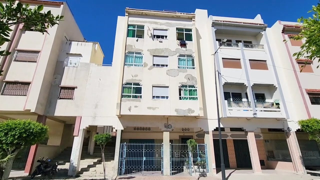 دار للبيع البرانص طنجة الثمن 400 مليون