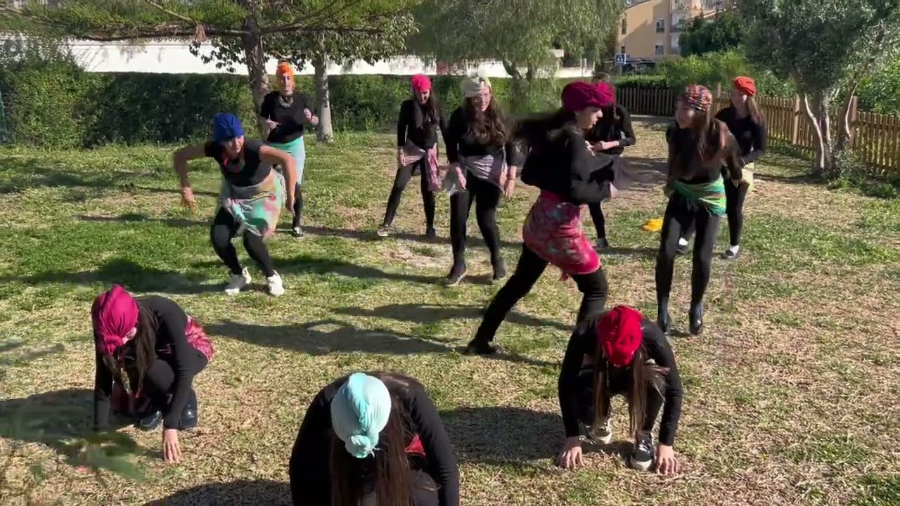 Colegio Sierra Blanca - El Romeral de Málaga  BailaxMonkole al ritmo de TIA