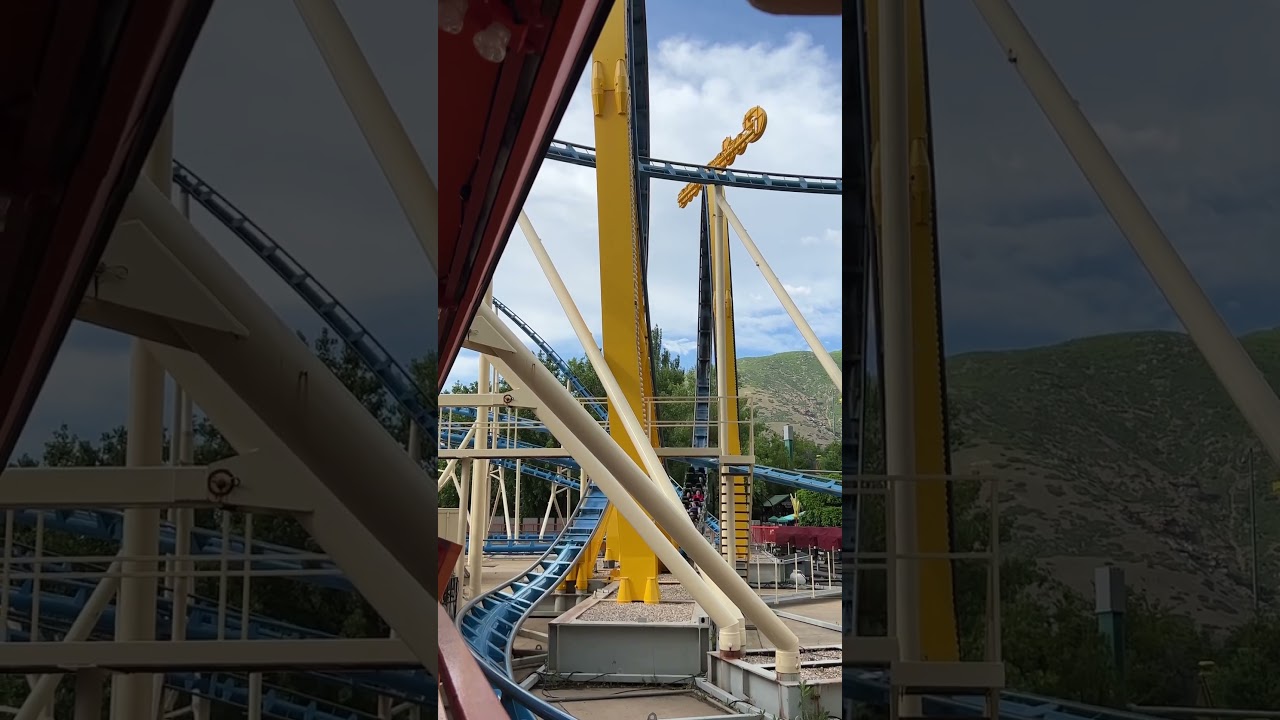 Double Loops Are 😍 #shorts #rollercoaster #loop #upsidedown