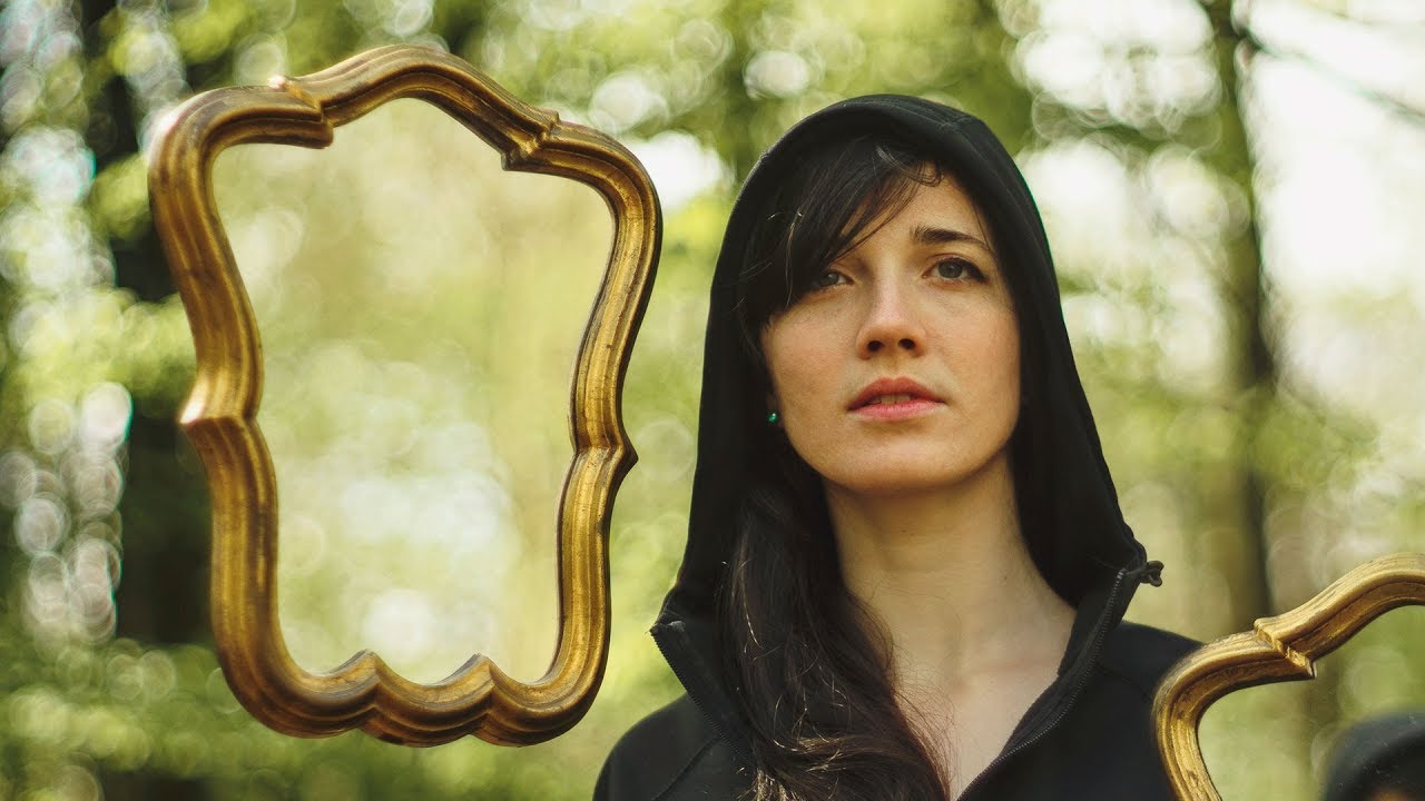 How to create Conceptual Portrait Photography (Mirrors)