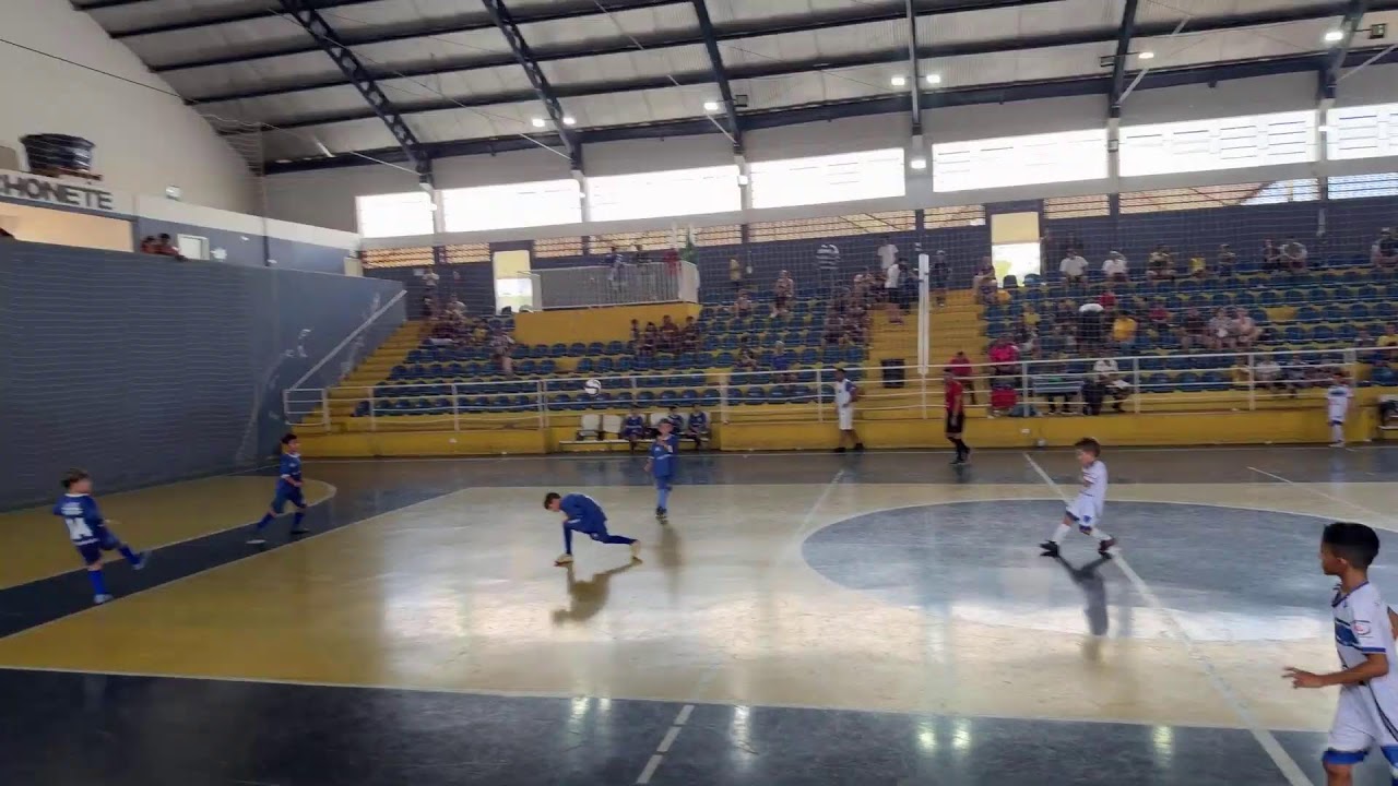 Gica Pimentel - Escolinha de Futsal de Itapeva  está ao vivo!