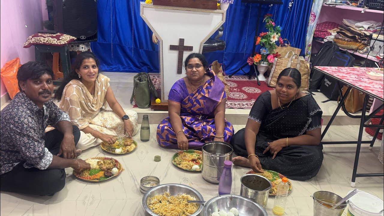 100 మందికి వండి పెట్టండి ఆఖరిగా మీరు తినండి తర్వాత నాకు కామెంట్ చేయండి అన్నం పెట్టడం తప్పు కాదు 🙏