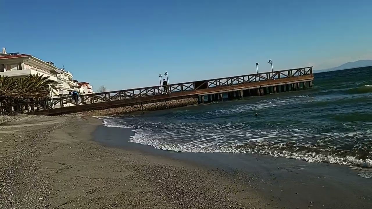 The Wind Is Crazy Today 🌬️🌊 | Paralia Katerini, Greece