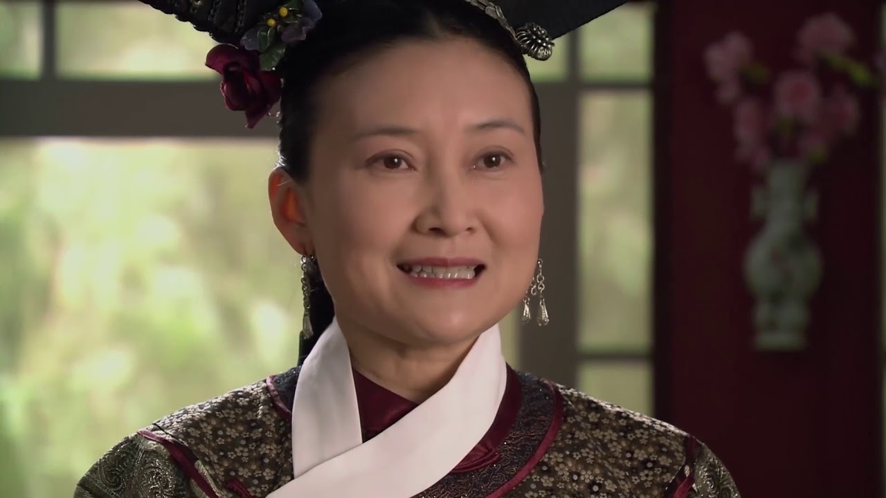 宫中规矩如此之多&middot;还要谨遵嫡庶尊卑的规矩，即使是皇上再得宠的妃子也不能越级册封。最重要的还是膝下有子嗣