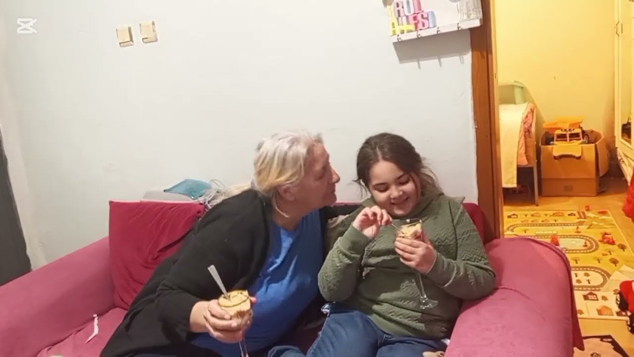 EVDE KOLAY MUZLU MAGNOLİA TATLISI. 