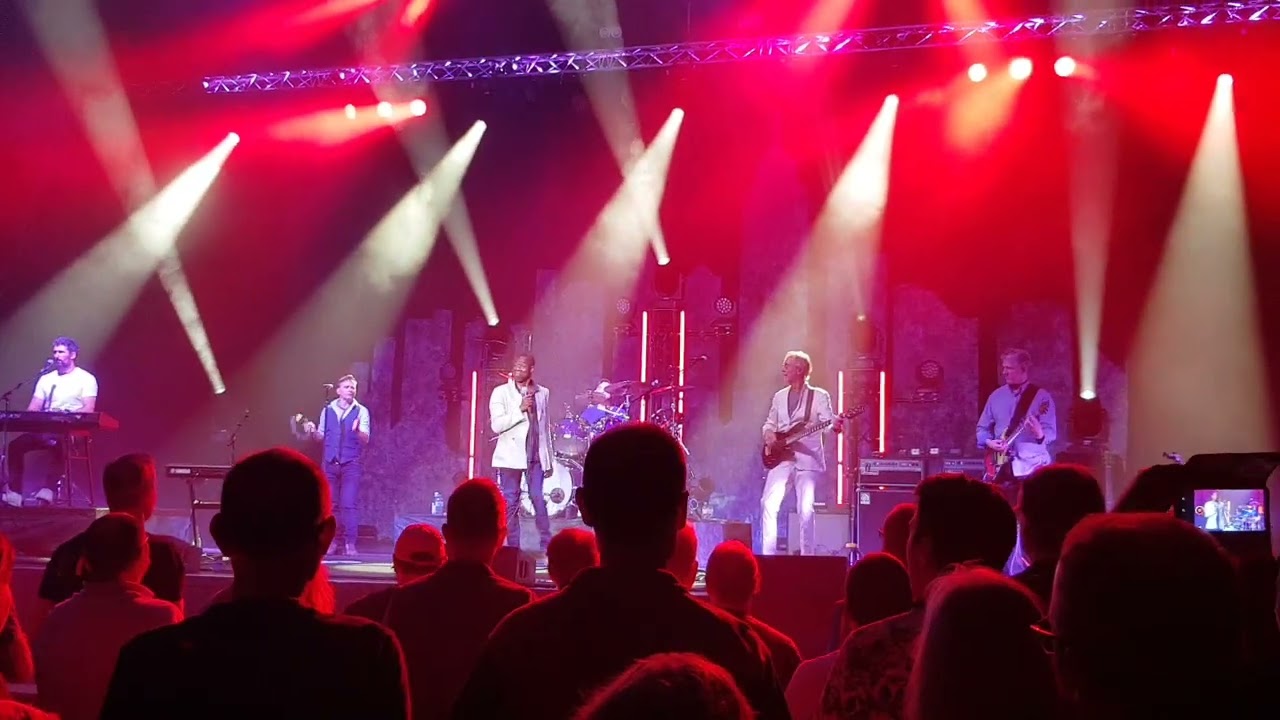 Mike & The Mechanics