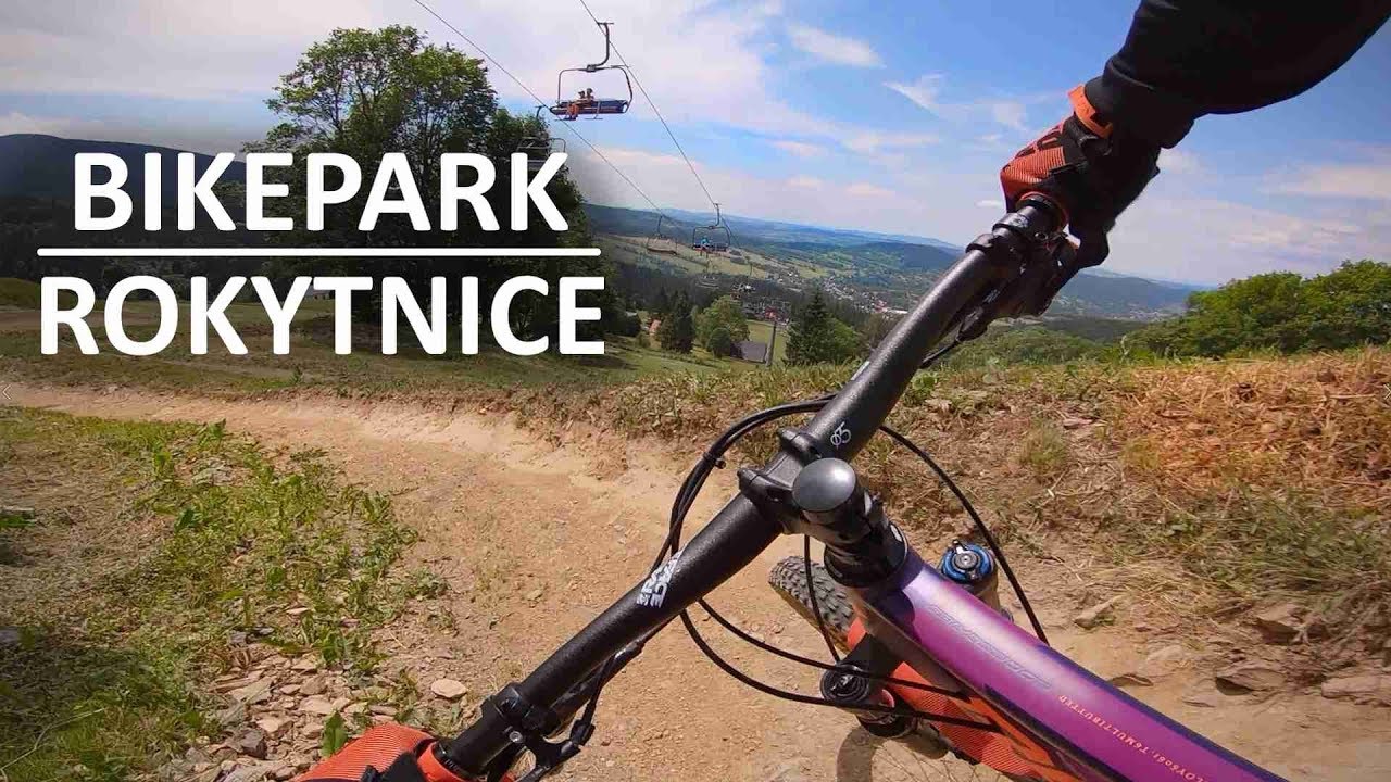 BIKEPARK ROKYTNICE: Modrá. červená, černá a nahoru lanovkou