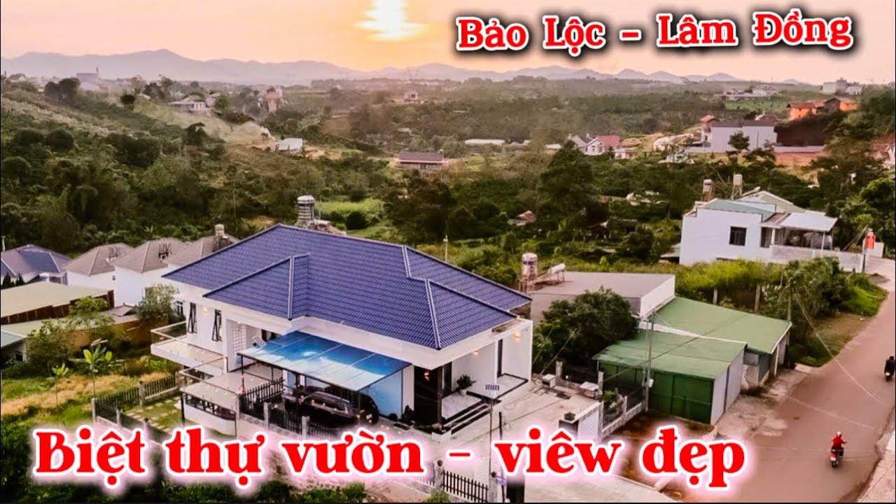Biệt thự sân vườn Bảo Lộc , Lâm Đồng ,mặt tiền đường nhựa chính , chủ kẹt tiền cần bán nhanh
