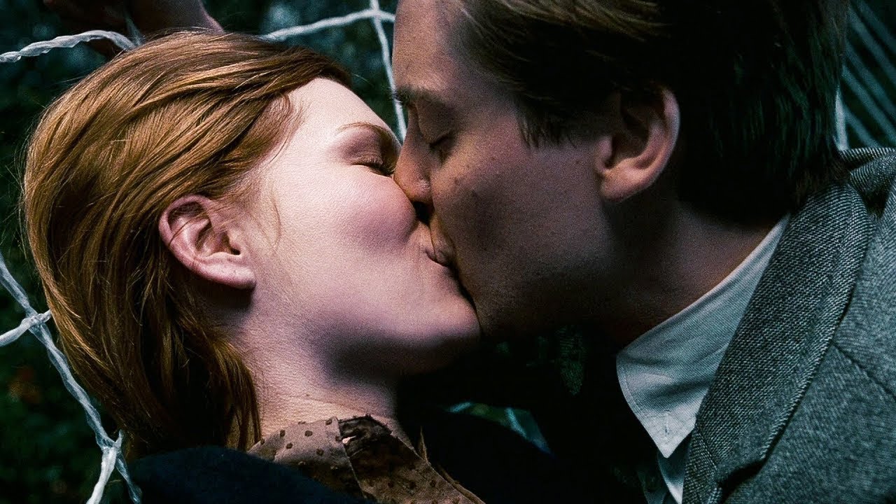 Peter Parker and Marry Jane Kiss Scene - Venom Arrives on Earth | SPIDER-MAN 3 (2007) Movie CLIP HD