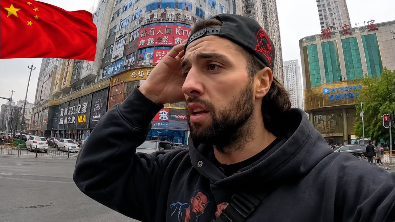 I Couldn’t Find My Hotel in Wuhan 🇨🇳 | China VLOG 11 (4K)