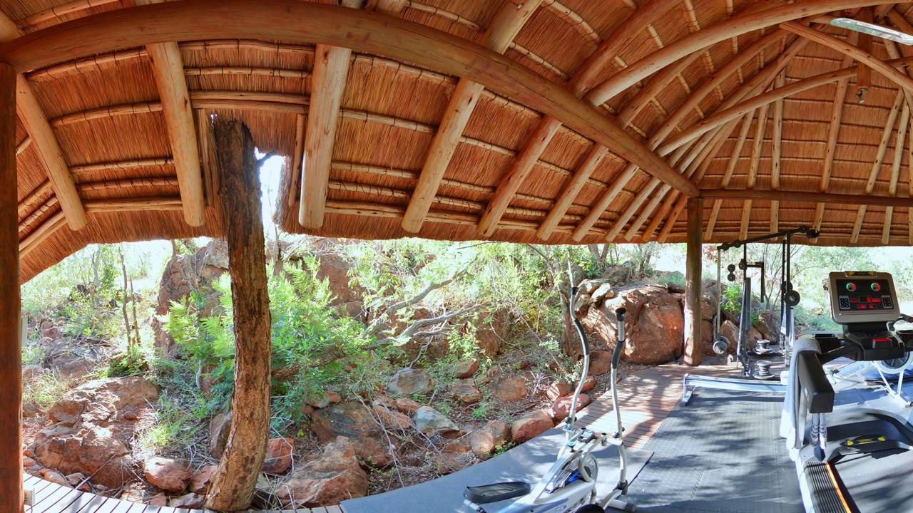 360 Video of  Etali Safari Lodge, Madikwe Game Reserve