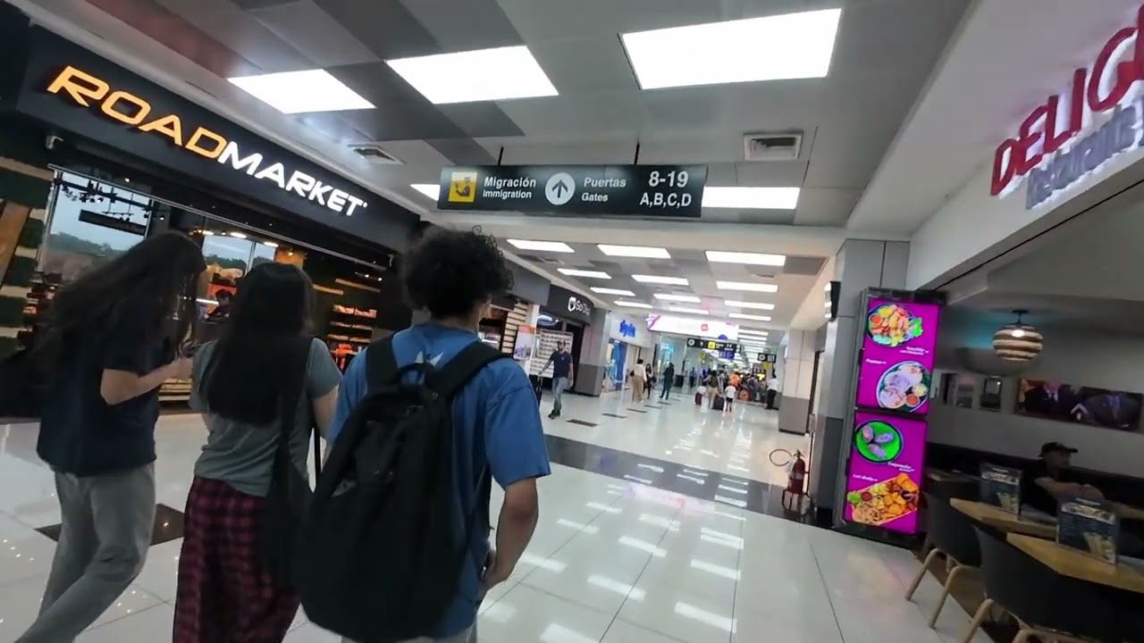 LLegando al Aeropuerto de El Salvador