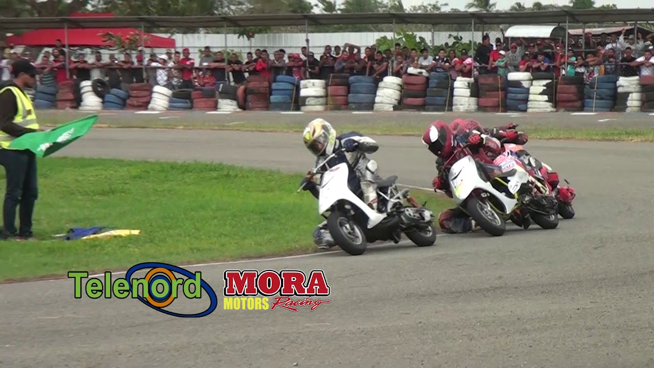 Artistica 48cc Ultima Puntuable Campeonato en la Pista MM Racing Speed Way