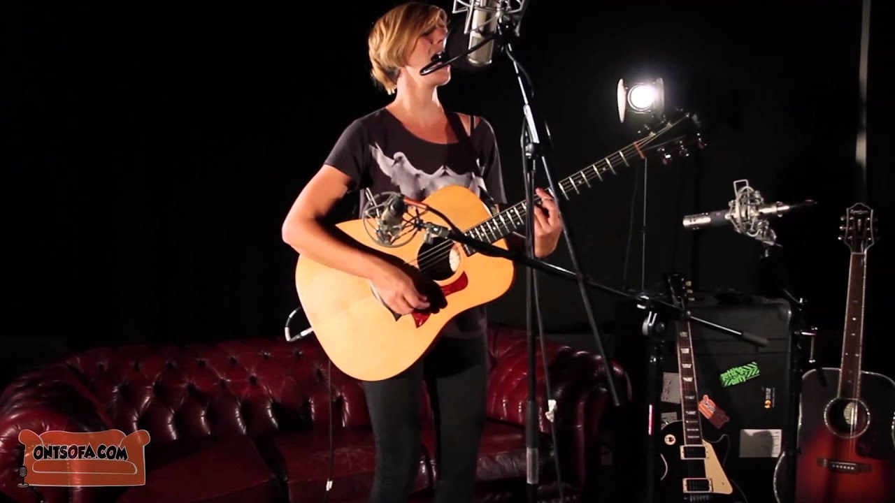 Rhiannon Mair - Love & Hate (original) - Ont' Sofa Gibson Sessions