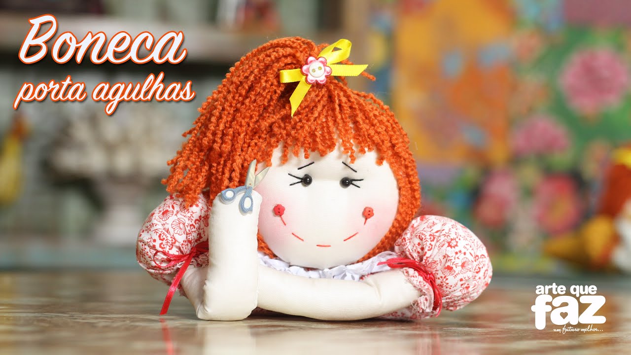 Boneca Alfineteiro/Agulheiro - por Mi Ledi