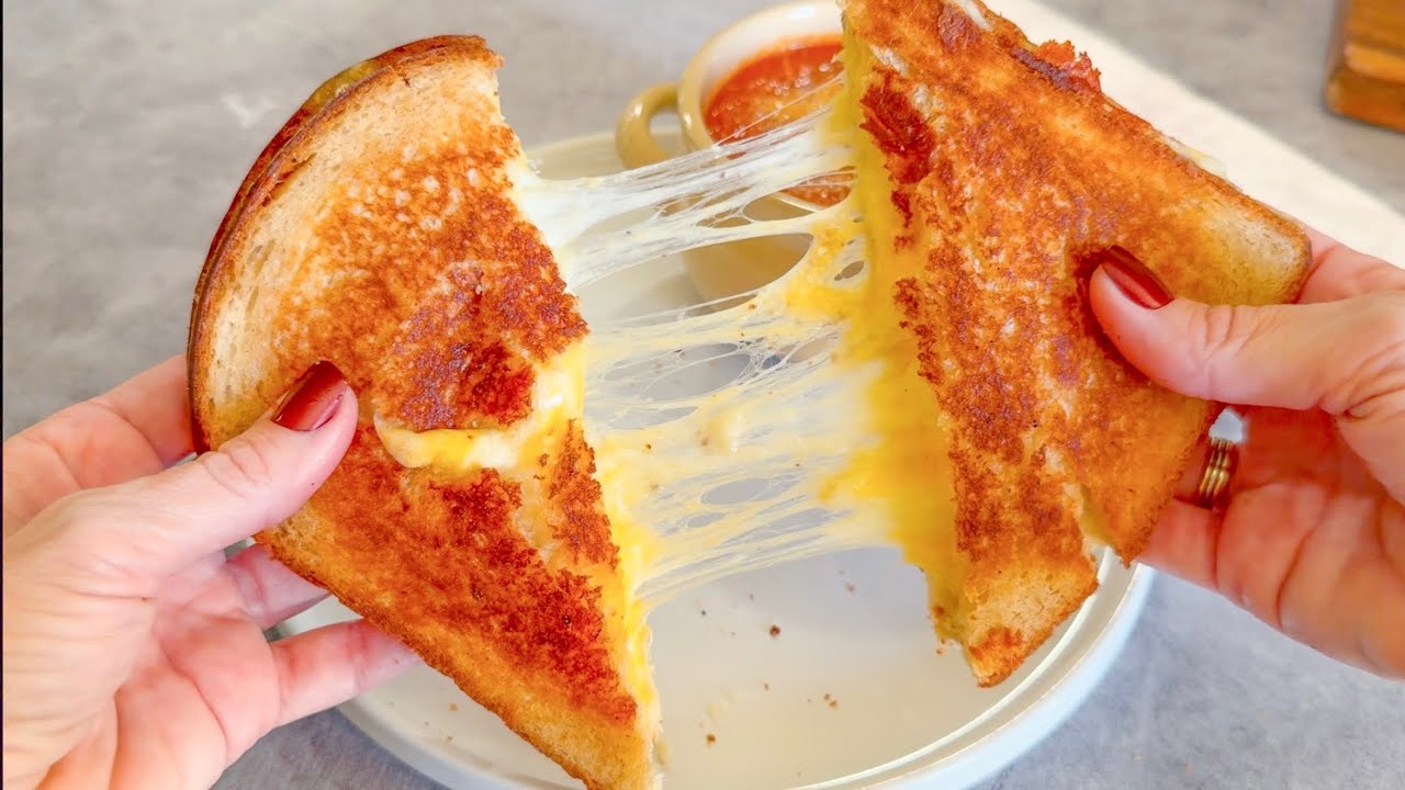 Homemade Sandwich Bread That Makes the BEST Grilled Cheese & Tomato Soup